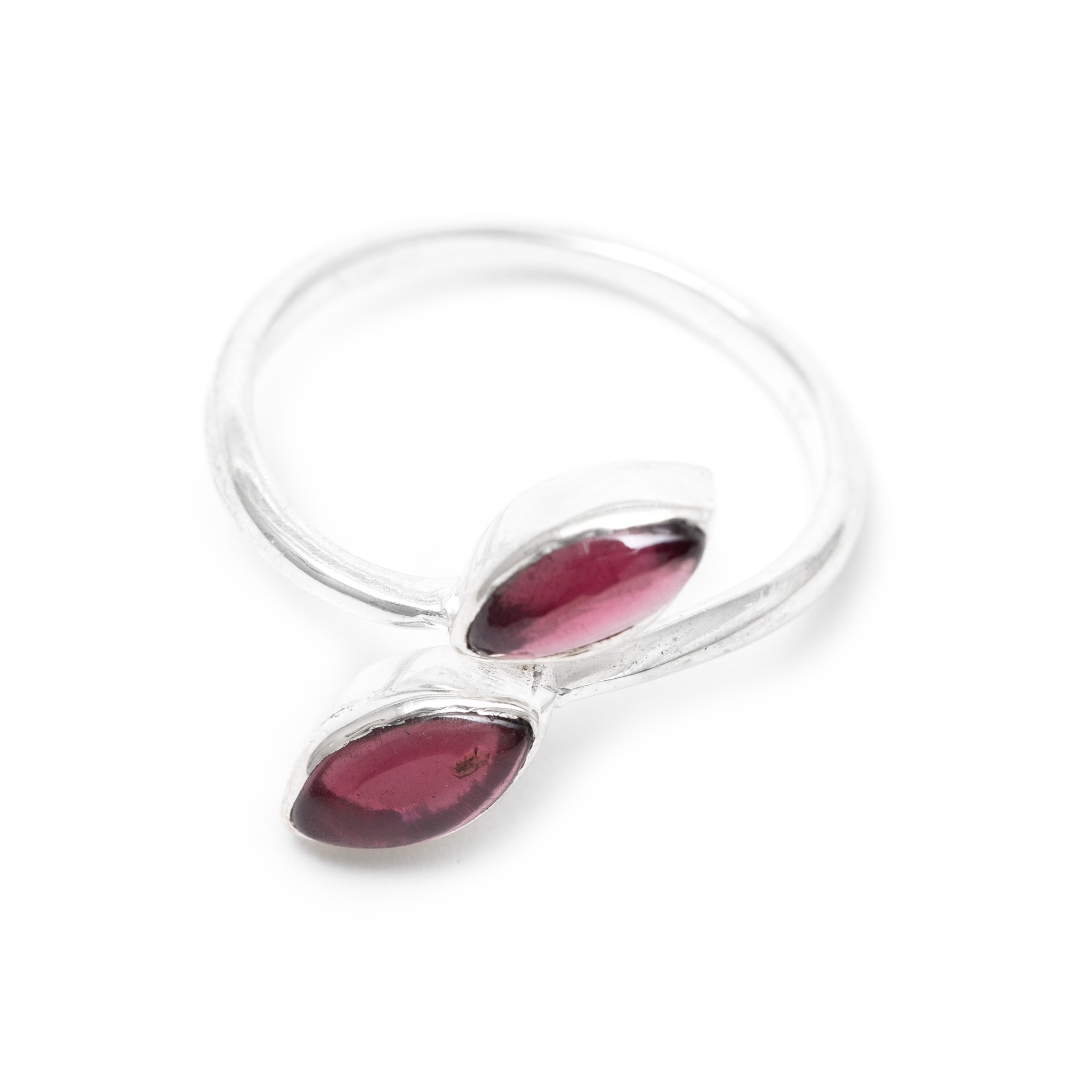 Twisted Leaves - Garnet