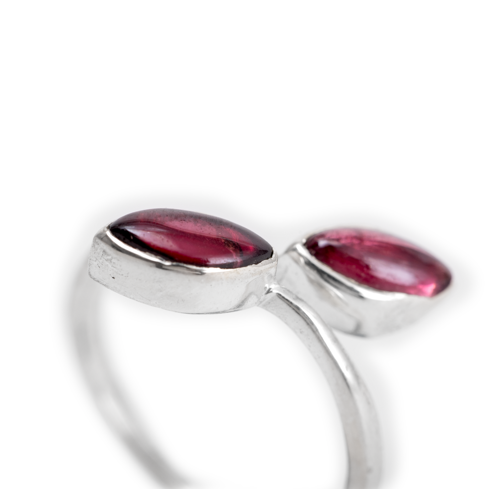 Twisted Leaves - Garnet