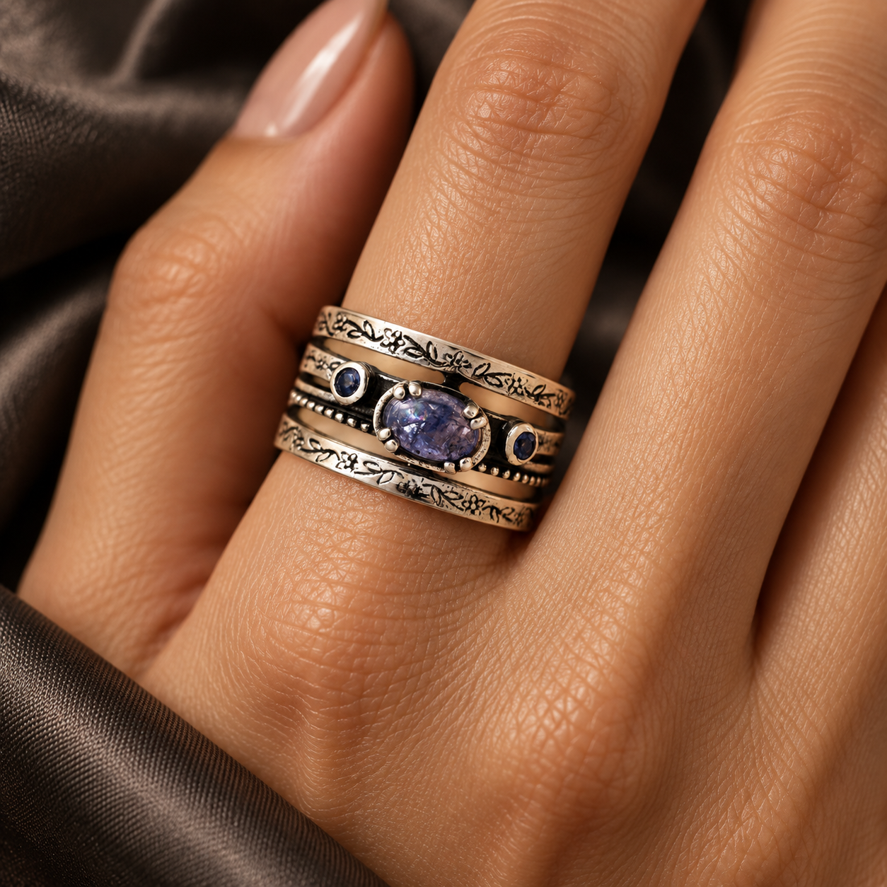 Iolite Art Ring – close-up lifestyle
